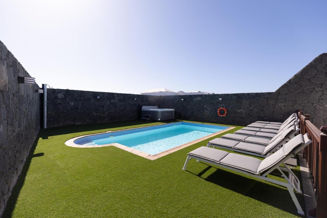 Villa Penguina Play Blanca Lanzarote Playa Blanca  Exterior foto